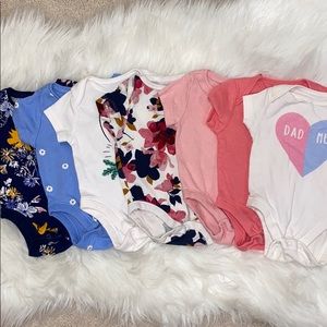 Old Navy Onesie pack 0-3M